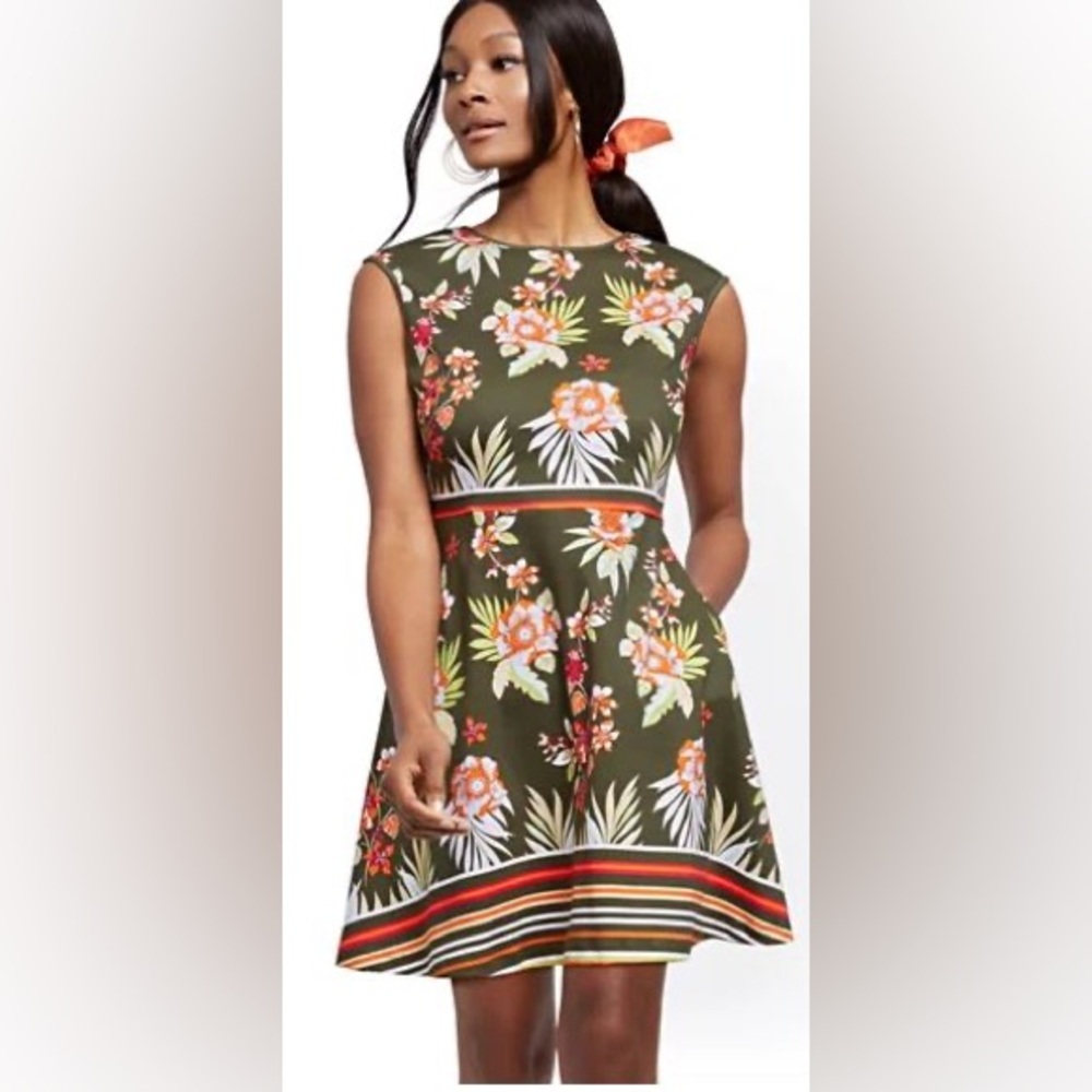 New York & Company Brown Floral Midi Dress